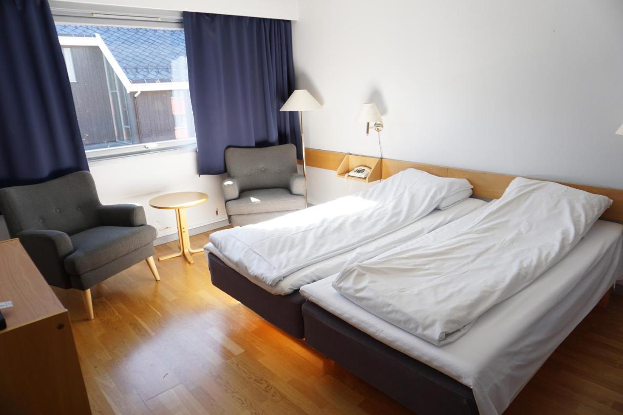 Dombas Hotel Bagian luar foto