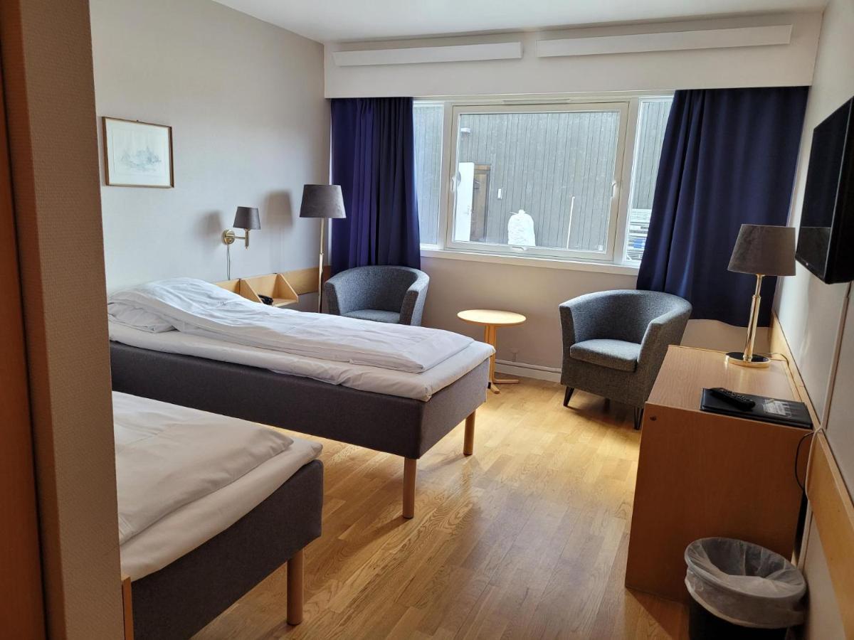 Dombas Hotel Bagian luar foto