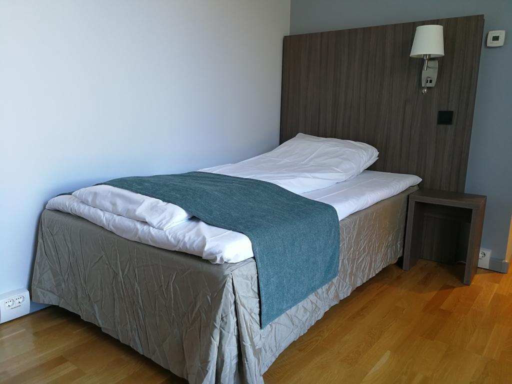 Dombas Hotel Bagian luar foto